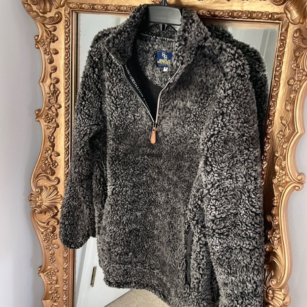 Women’s simply southern Sherpa pull over size Medium